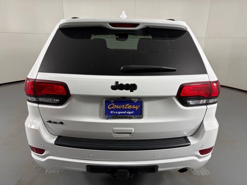 used 2022 Jeep Grand Cherokee car, priced at $24,900