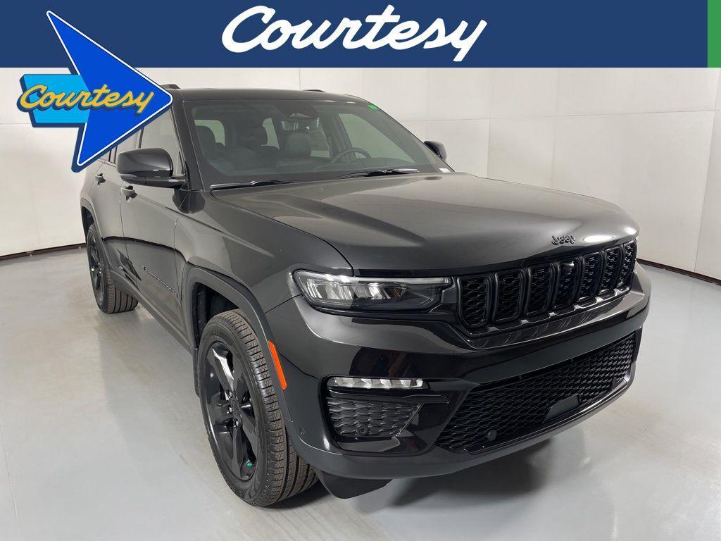 new 2025 Jeep Grand Cherokee car, priced at $47,900
