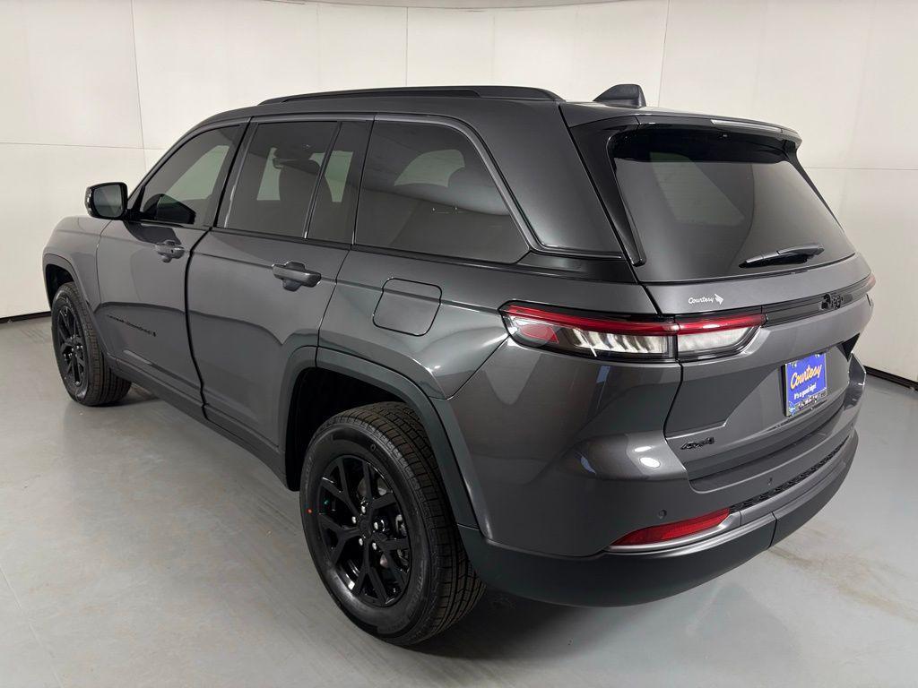 new 2026 Jeep Grand Cherokee car, priced at $37,746