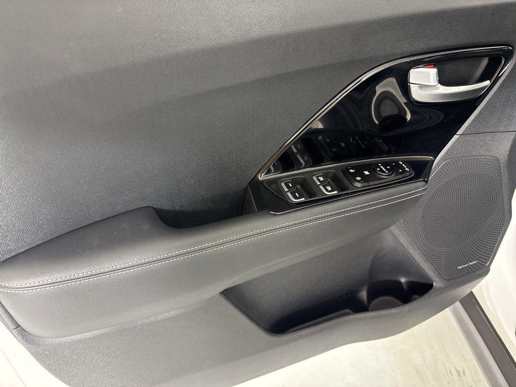 used 2022 Kia Niro EV car, priced at $16,000