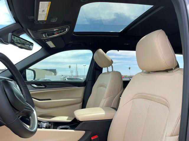 new 2025 Jeep Grand Cherokee L car, priced at $47,900