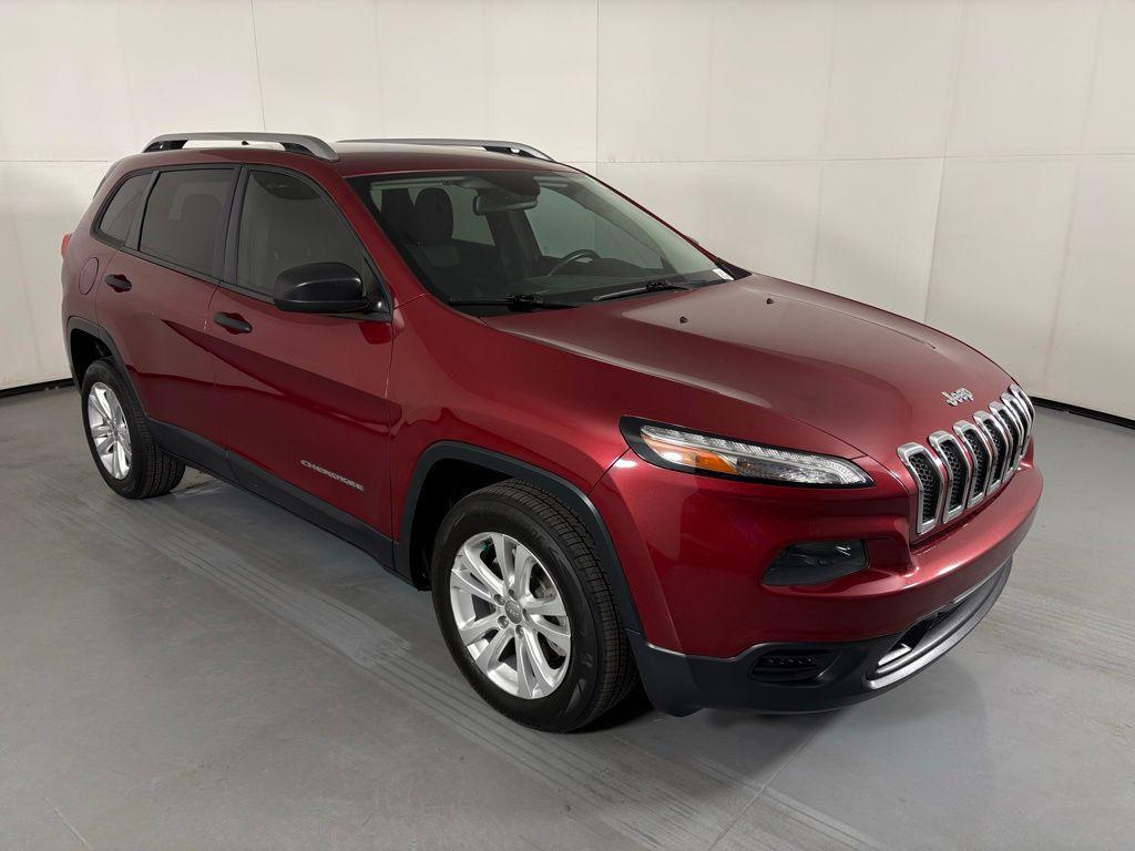 used 2015 Jeep Cherokee car, priced at $10,900