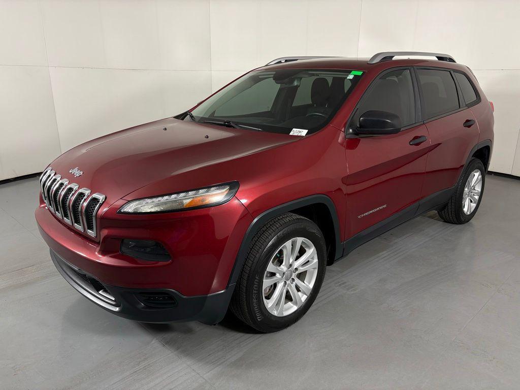 used 2015 Jeep Cherokee car, priced at $10,900