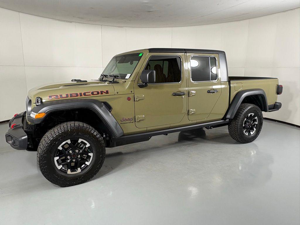 new 2026 Jeep Gladiator car, priced at $47,405