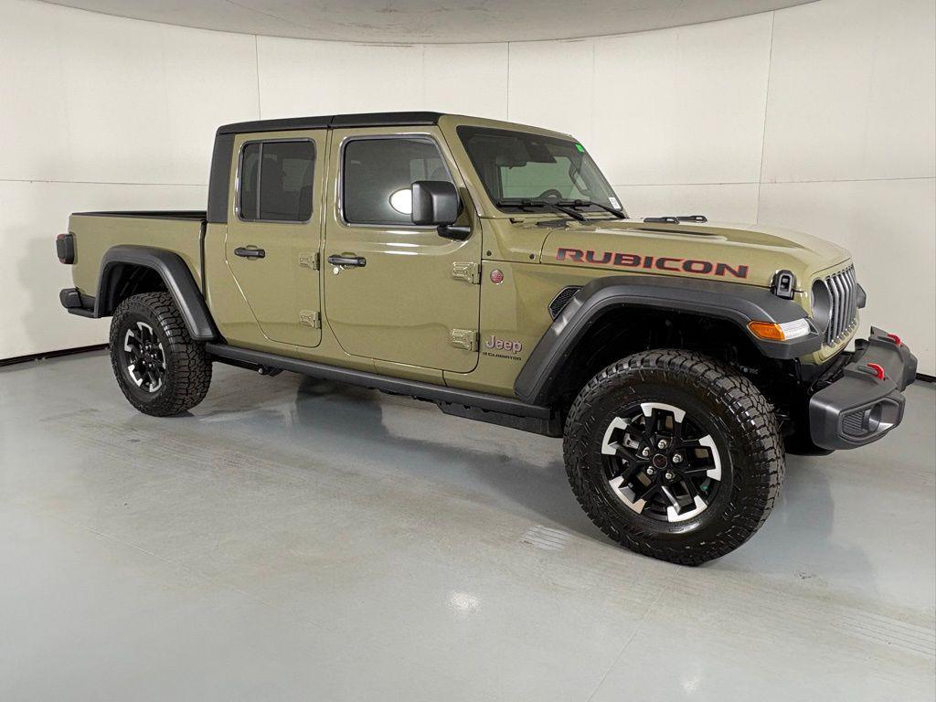 new 2026 Jeep Gladiator car, priced at $47,405