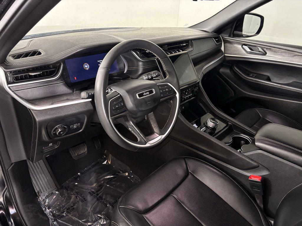 used 2024 Jeep Grand Cherokee L car, priced at $33,099