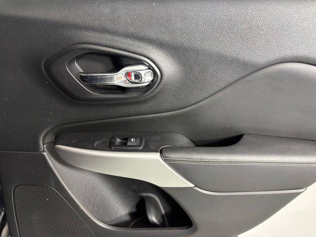 used 2018 Jeep Cherokee car, priced at $13,900