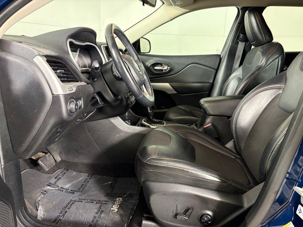 used 2018 Jeep Cherokee car, priced at $13,900