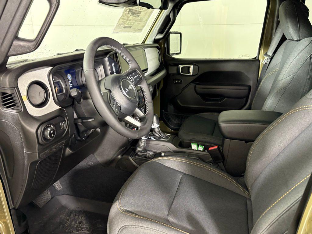 new 2026 Jeep Gladiator car, priced at $46,900