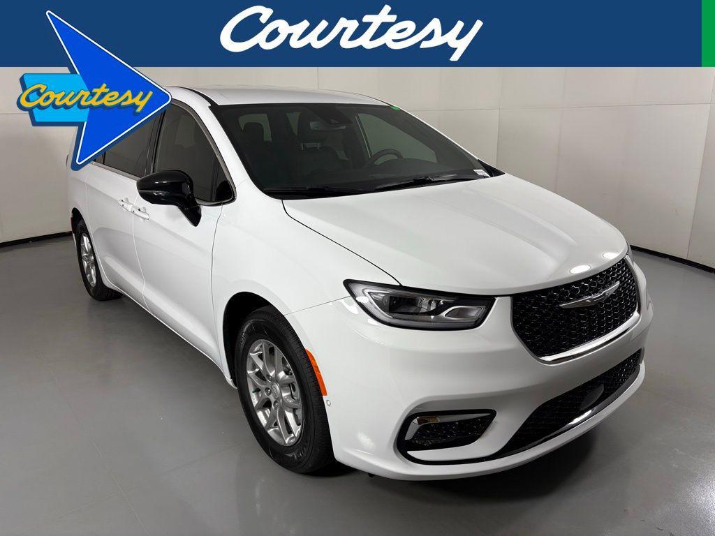 new 2026 Chrysler Pacifica car, priced at $38,420