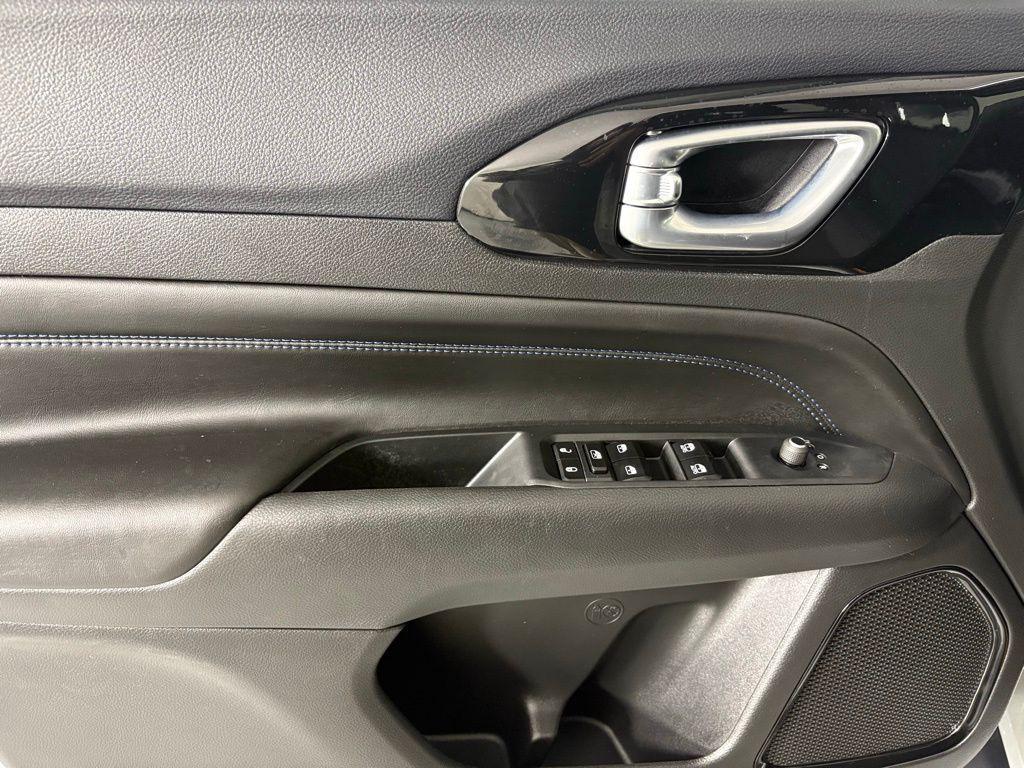 new 2026 Jeep Compass car, priced at $31,900