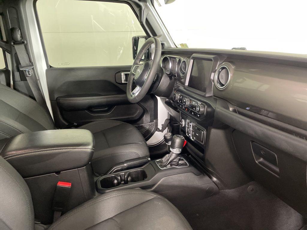 used 2023 Jeep Gladiator car, priced at $26,900