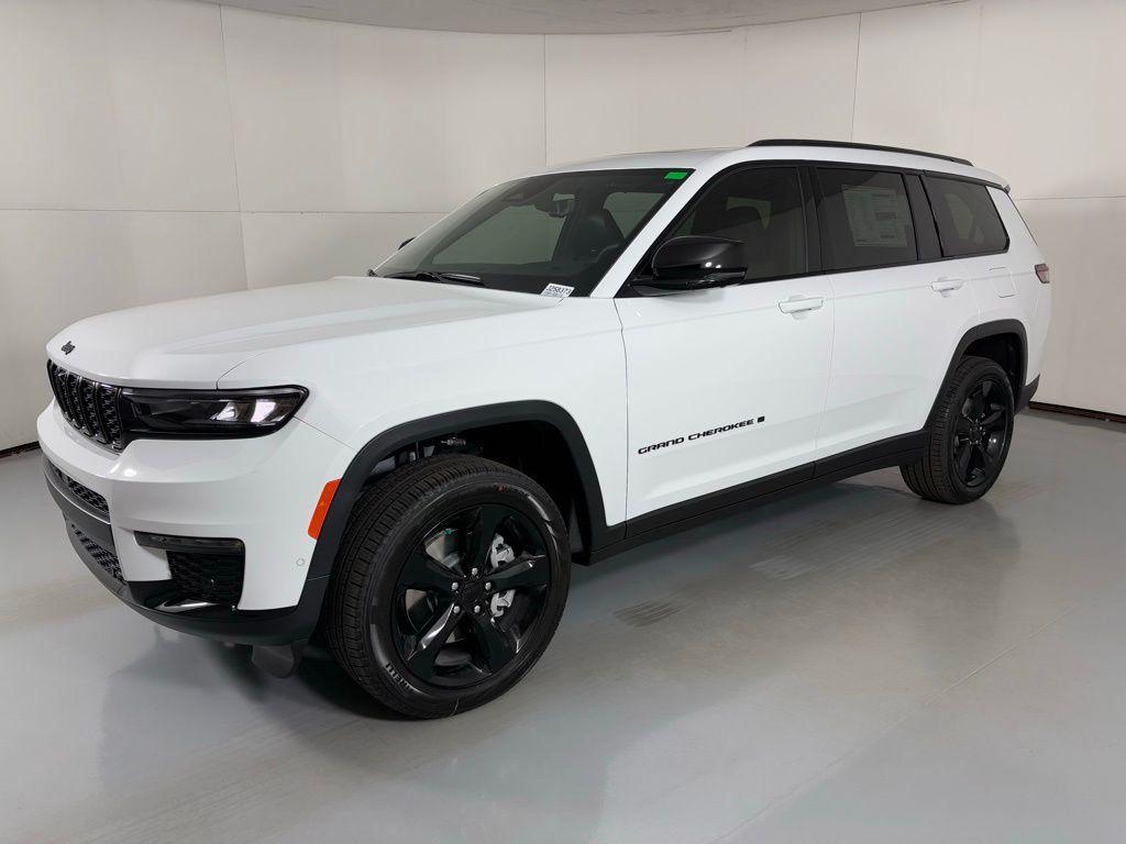 new 2025 Jeep Grand Cherokee L car, priced at $47,900