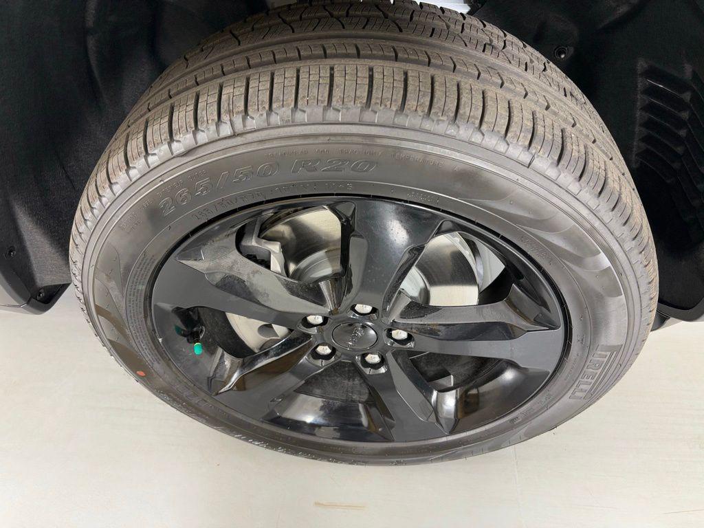 new 2025 Jeep Grand Cherokee L car, priced at $47,900