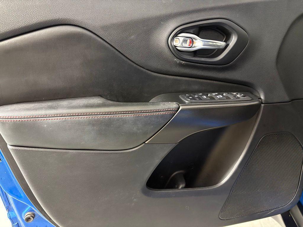 used 2019 Jeep Cherokee car, priced at $15,900