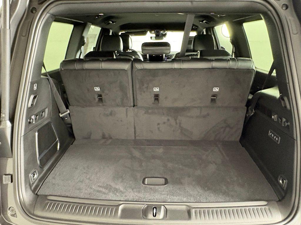 new 2026 Jeep Grand Wagoneer car, priced at $68,338