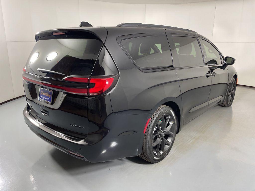 new 2026 Chrysler Pacifica car, priced at $43,315
