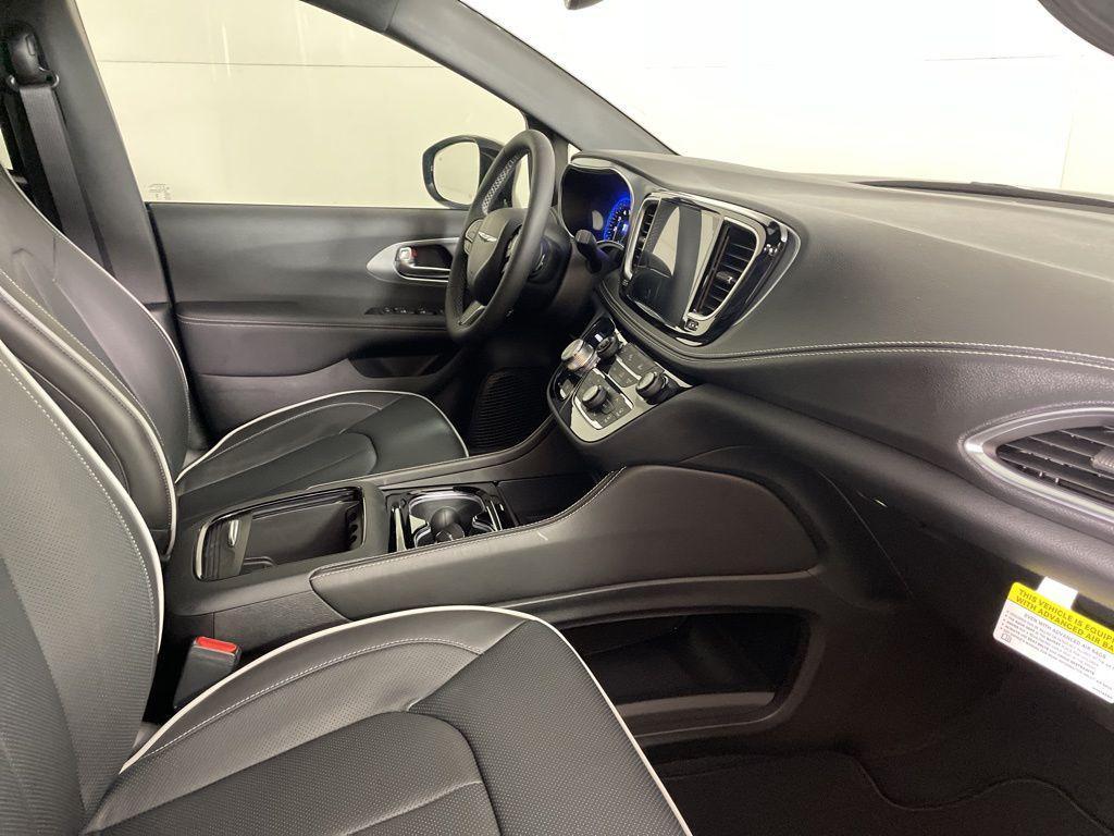 new 2026 Chrysler Pacifica car, priced at $43,315