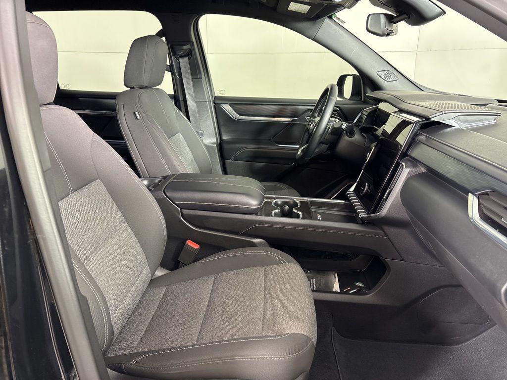 used 2025 GMC Acadia car, priced at $35,000