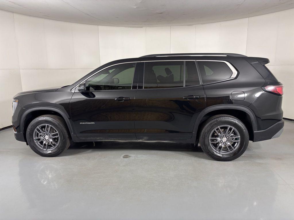 used 2025 GMC Acadia car, priced at $35,000