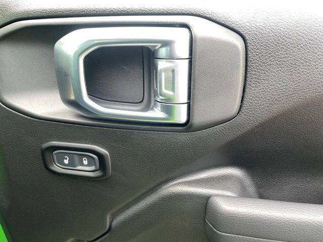 new 2025 Jeep Gladiator car, priced at $39,770