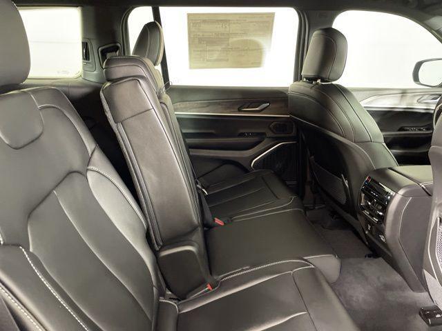 new 2025 Jeep Grand Cherokee L car, priced at $42,500