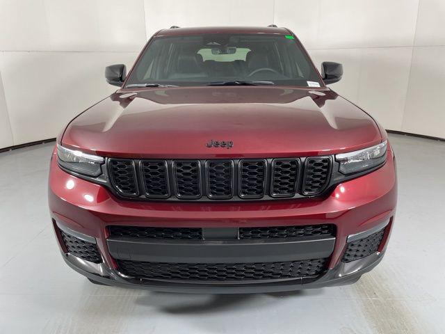 new 2025 Jeep Grand Cherokee L car, priced at $42,500