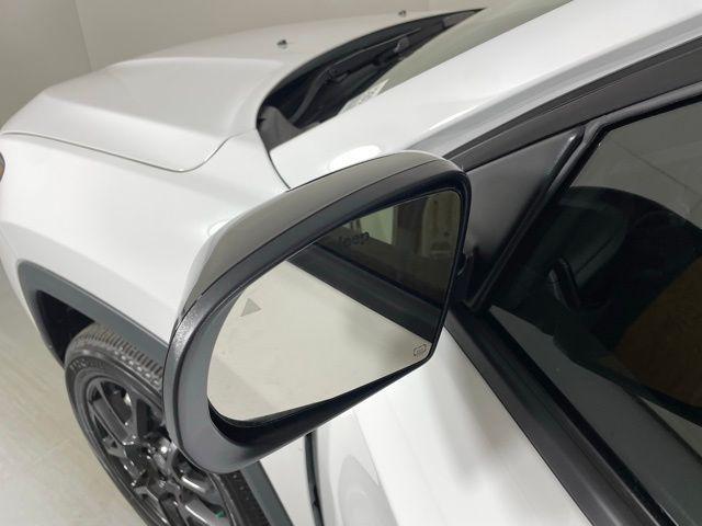 new 2026 Jeep Compass car, priced at $28,985