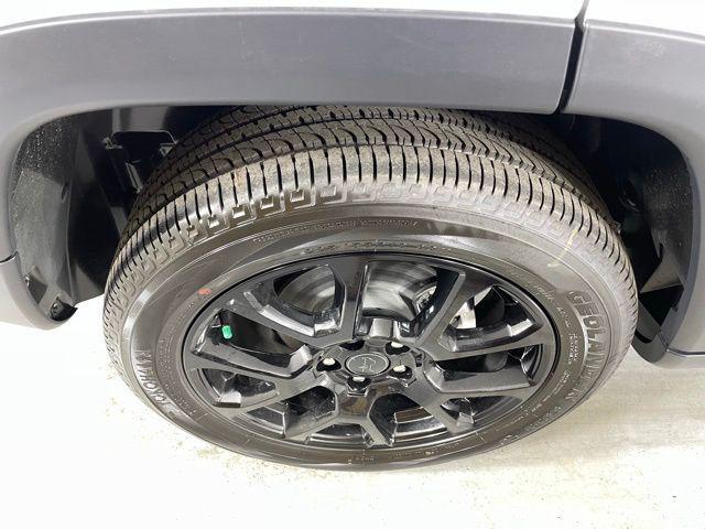 new 2026 Jeep Compass car, priced at $28,985