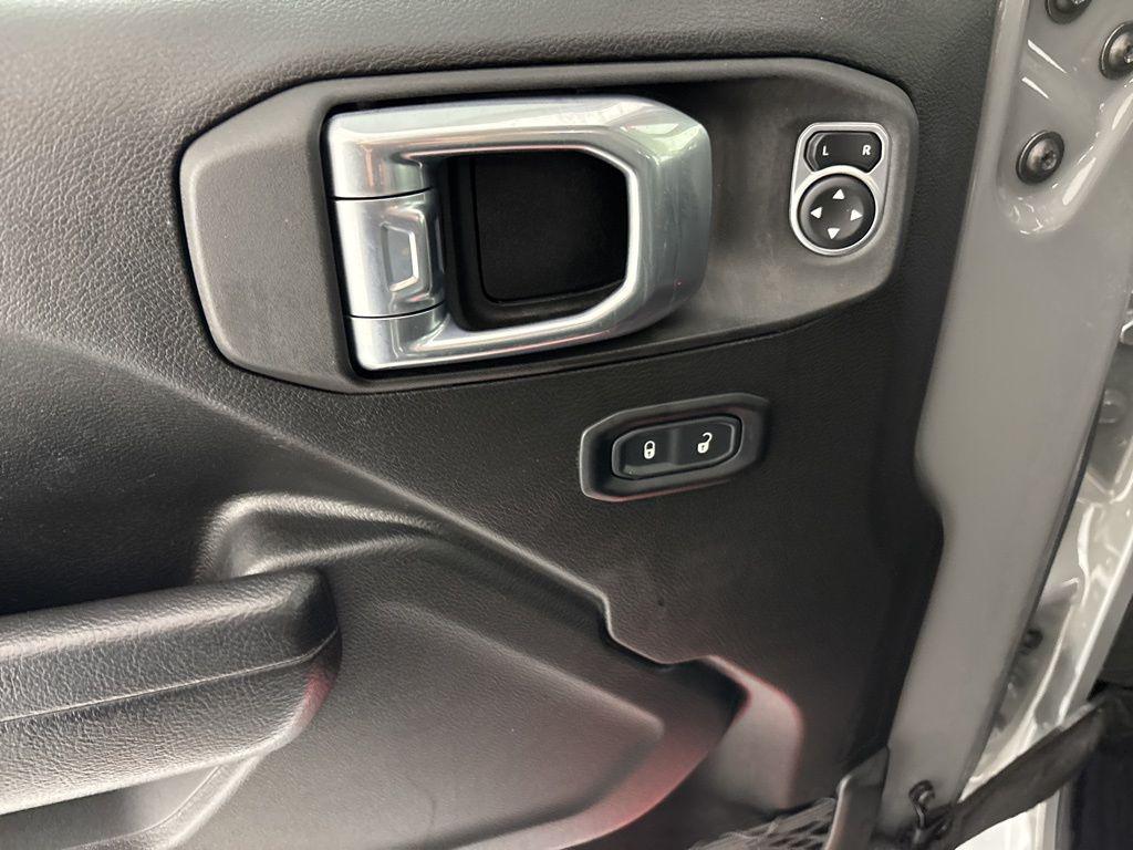 used 2022 Jeep Wrangler car, priced at $28,500