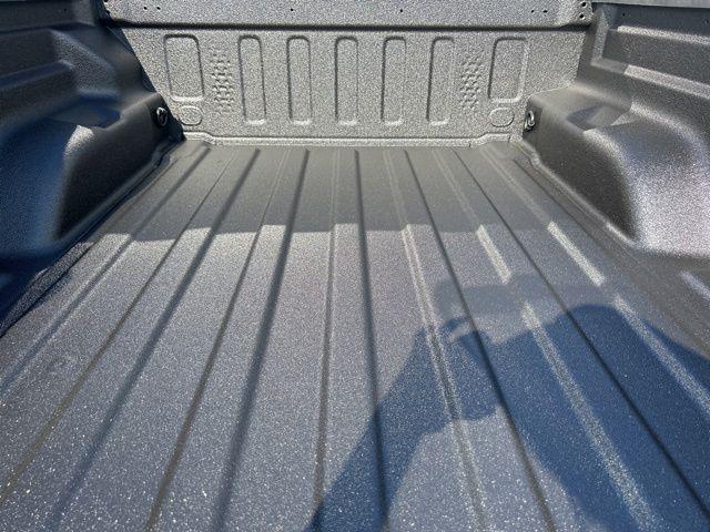 new 2025 Jeep Gladiator car, priced at $44,700