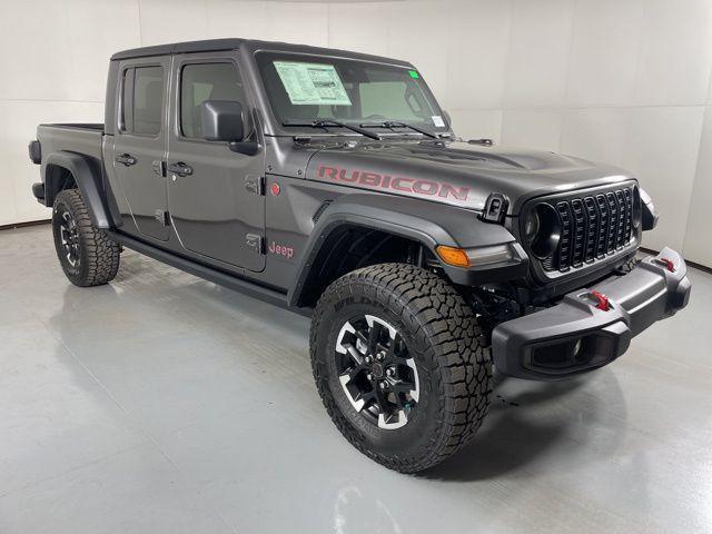 new 2025 Jeep Gladiator car, priced at $44,700