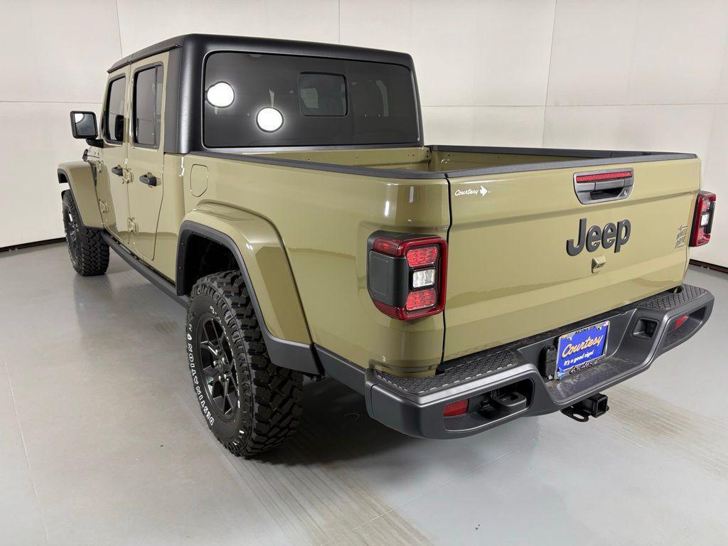 new 2026 Jeep Gladiator car, priced at $46,185