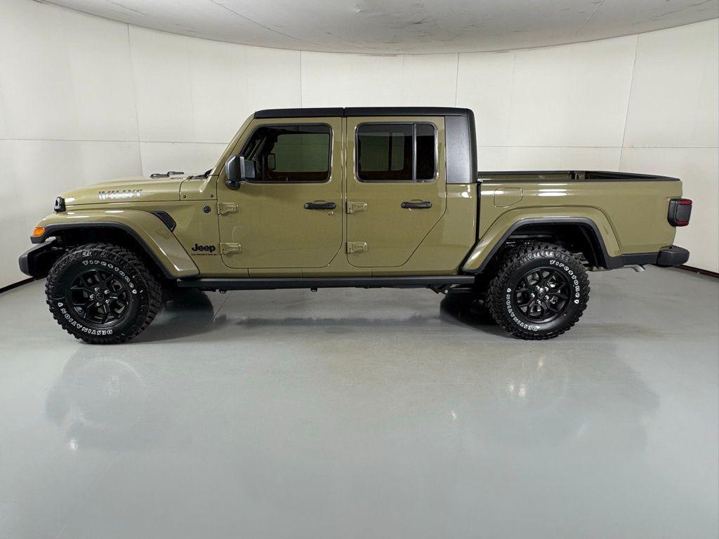 new 2026 Jeep Gladiator car, priced at $46,185