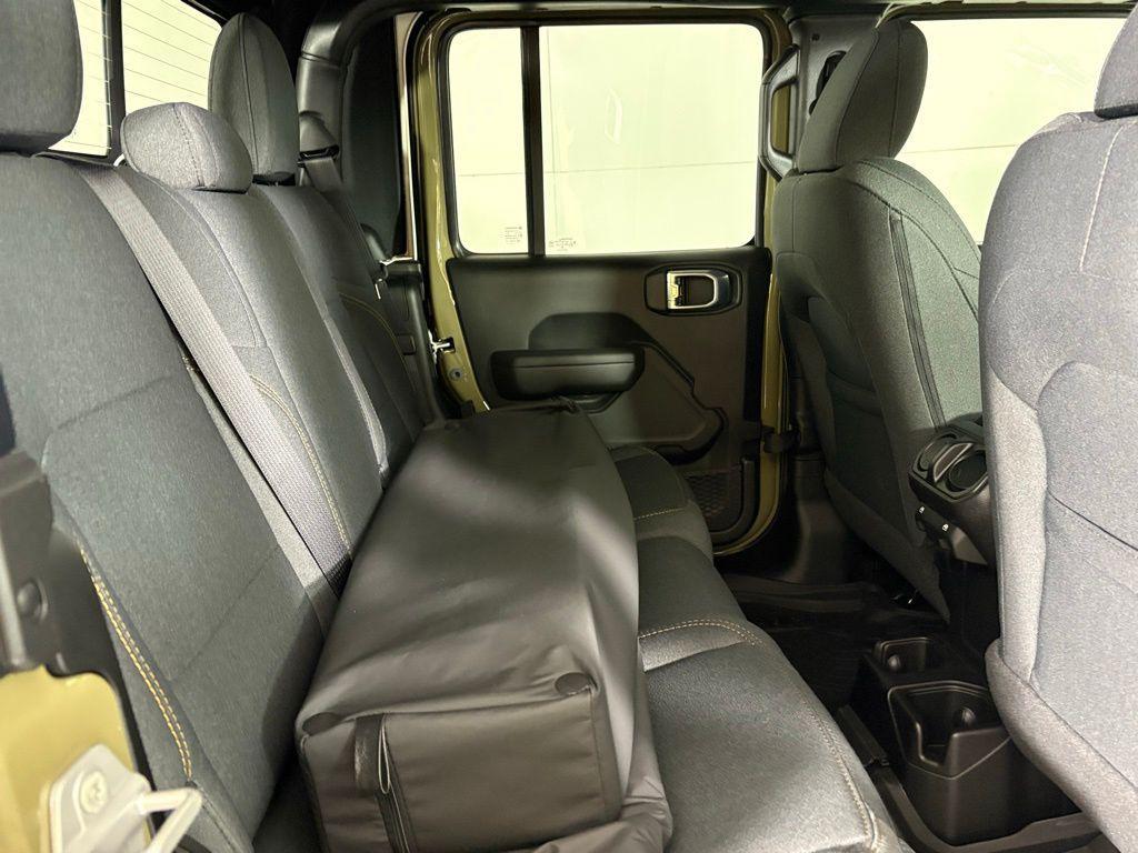 new 2026 Jeep Gladiator car, priced at $46,185