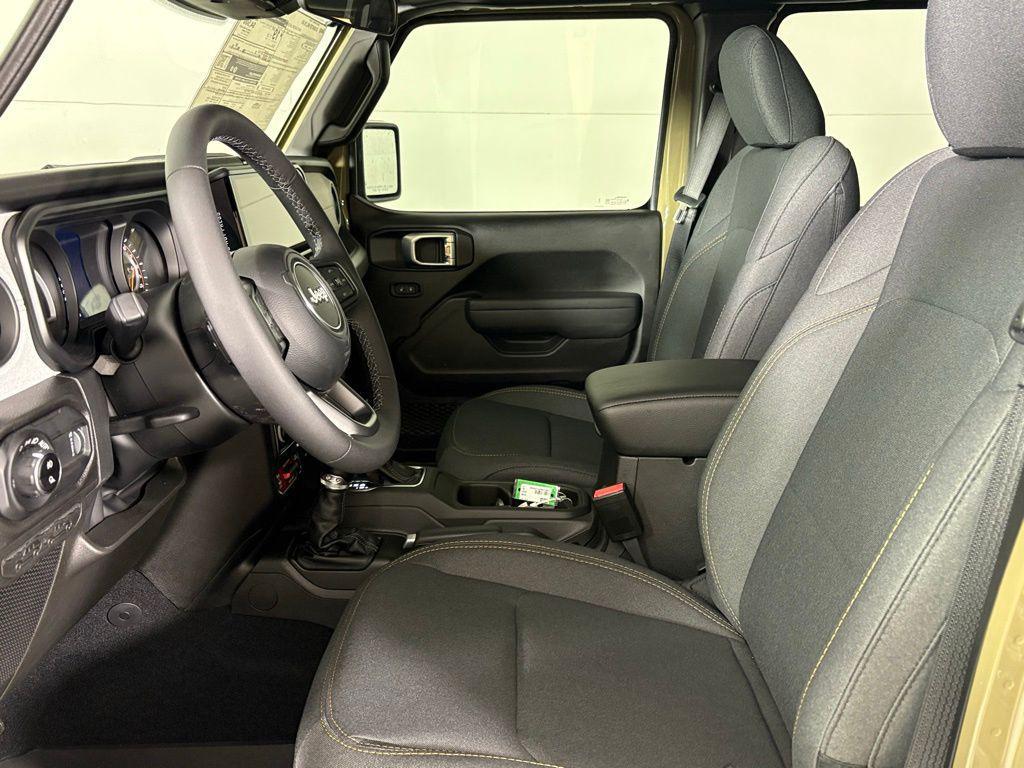 new 2026 Jeep Gladiator car, priced at $46,185