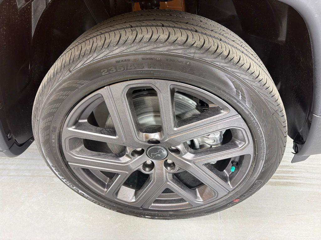 new 2026 Jeep Compass car, priced at $27,080