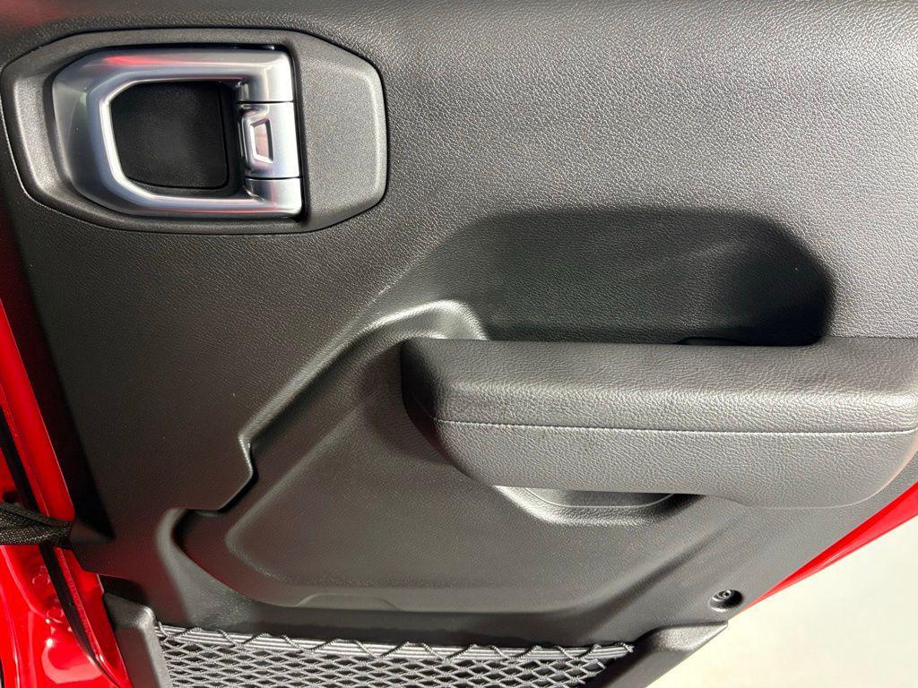 new 2026 Jeep Gladiator car, priced at $46,905