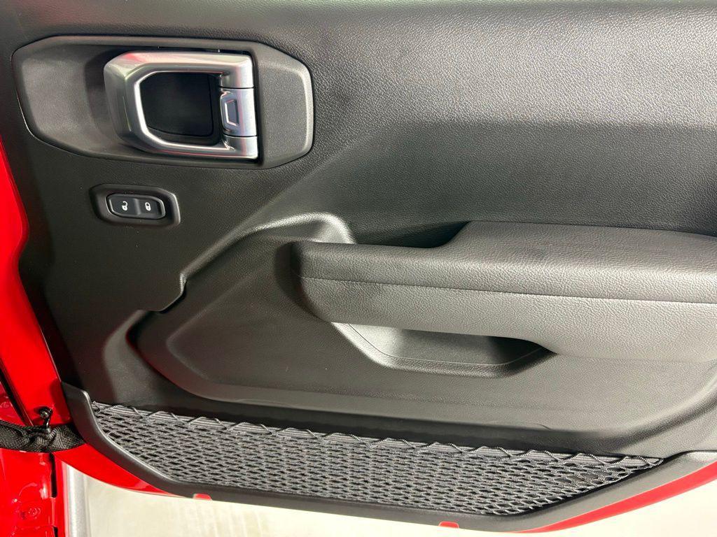 new 2026 Jeep Gladiator car, priced at $46,905