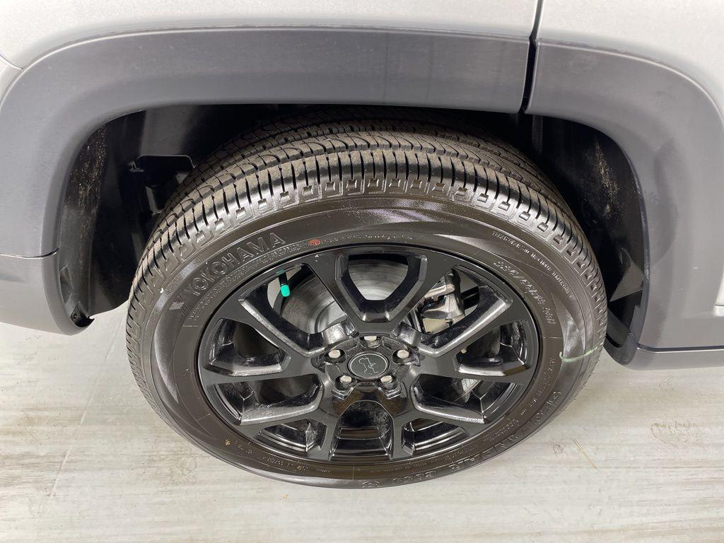 new 2026 Jeep Compass car, priced at $27,500