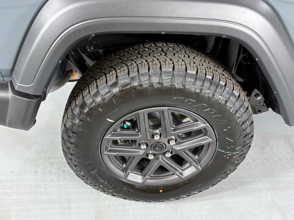 new 2026 Jeep Wrangler car, priced at $39,080