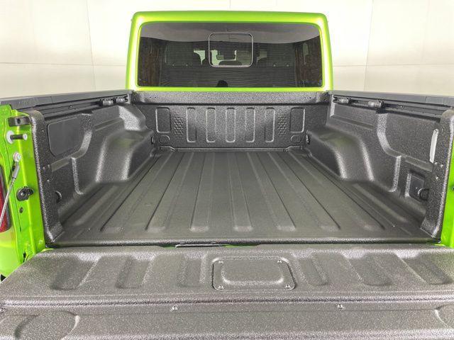 new 2025 Jeep Gladiator car, priced at $47,900