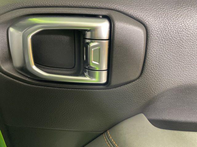 new 2025 Jeep Gladiator car, priced at $47,900