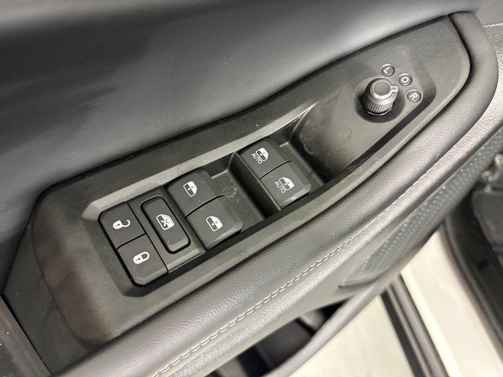 new 2026 Jeep Grand Cherokee car, priced at $37,661