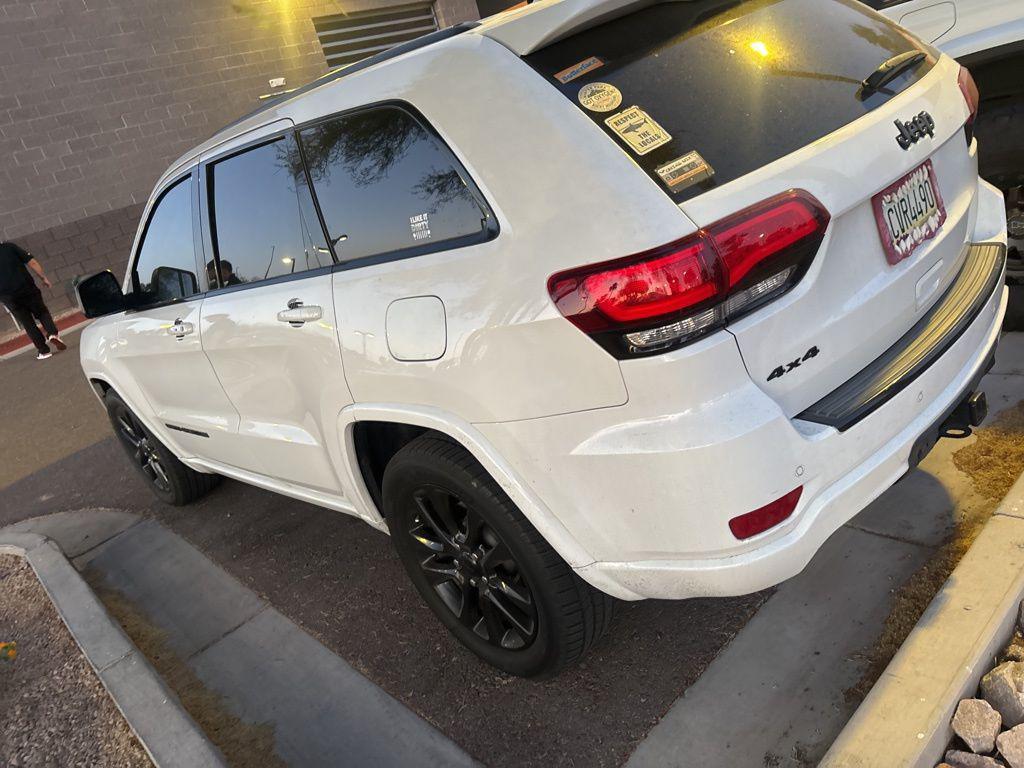 used 2017 Jeep Grand Cherokee car, priced at $17,000