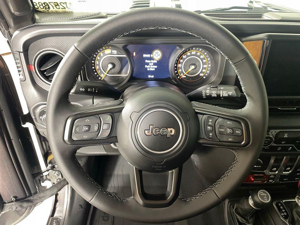 new 2025 Jeep Wrangler car, priced at $43,999