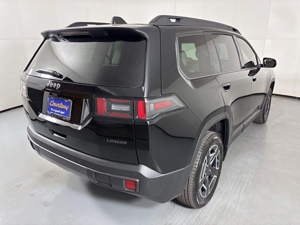 new 2026 Jeep Cherokee car, priced at $38,590