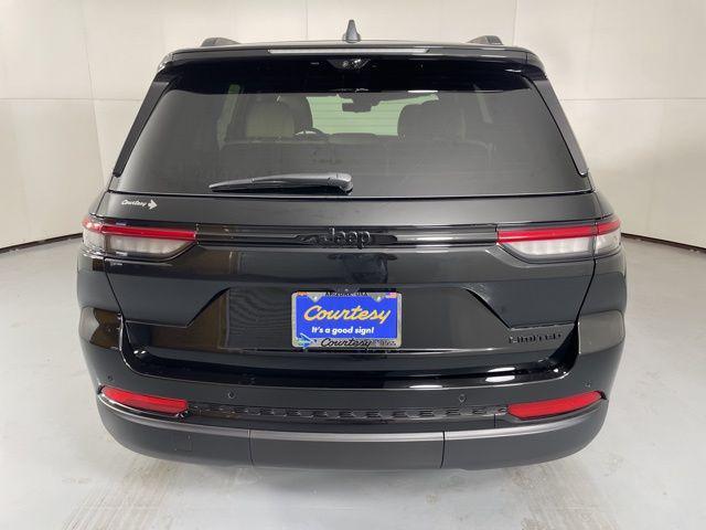 new 2025 Jeep Grand Cherokee car, priced at $41,400