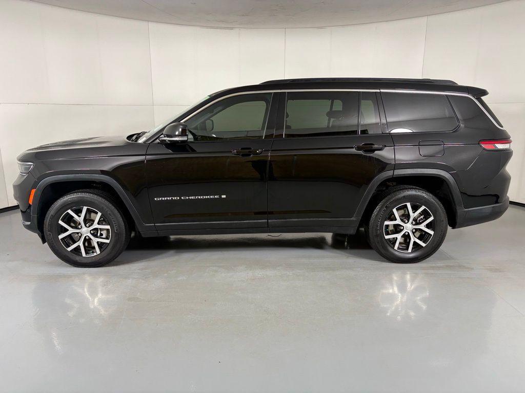 used 2024 Jeep Grand Cherokee L car, priced at $30,900