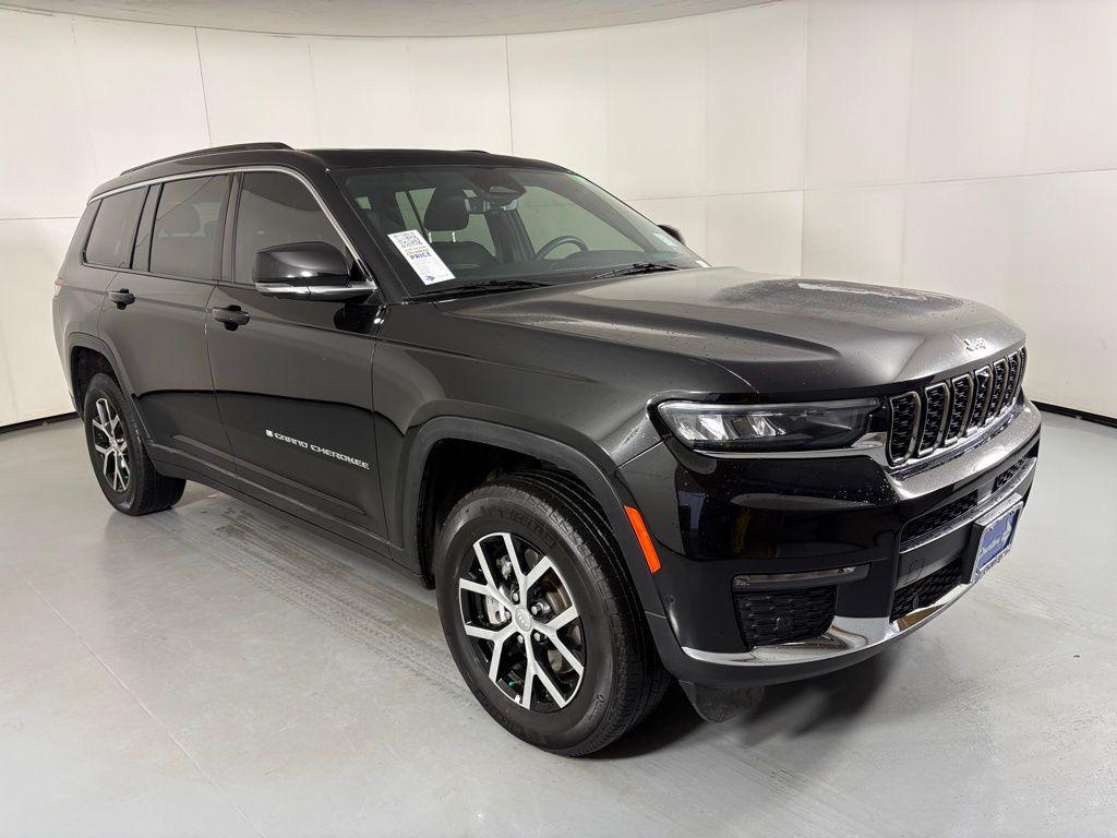 used 2024 Jeep Grand Cherokee L car, priced at $30,900